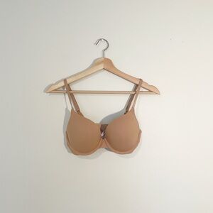 Victoria’s Secret • Tan T Shirt Push Up Bra